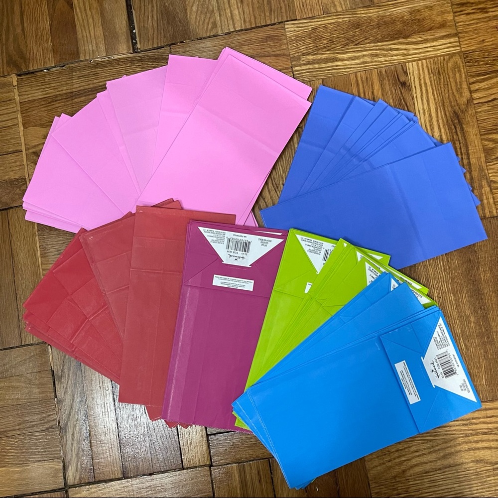 110x Hallmark paper bags for treats and gifts.
